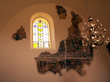 Лаврів (фрески 16 cт)